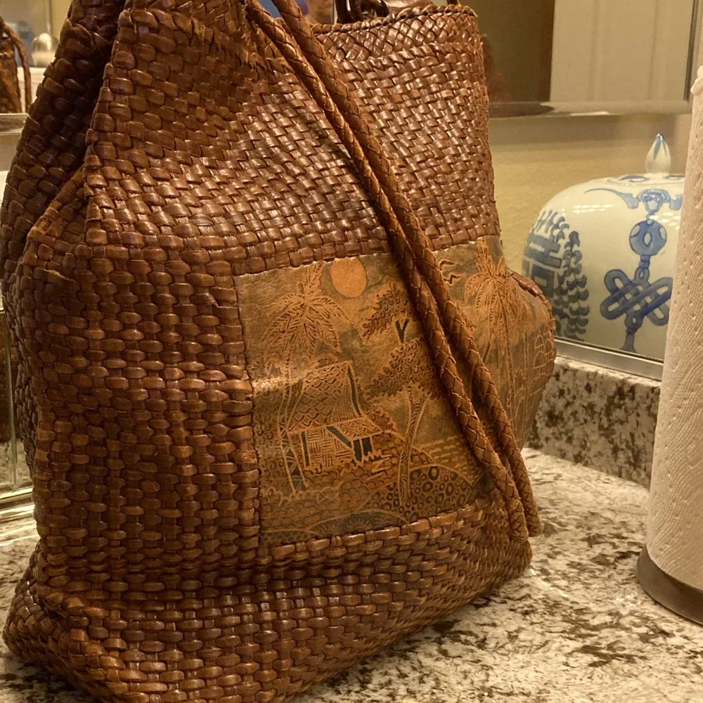 Weaved All-Leather Tote Bag - Boho Inspired - Picture 6 of 8